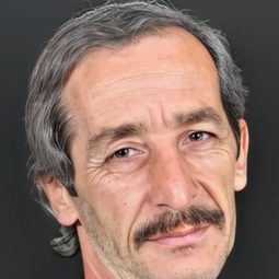 Sedat Develik - Babamın Ceketi演員 飾演