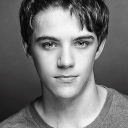 Johnathan Newport - 我的小卷毛演員 飾演Ray