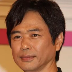 時任三郎 飾演 Satoshi Ishiyama