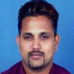 Adham Malekh 飾演 Ali