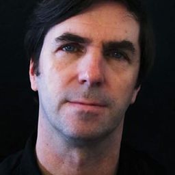 Stuart Whelan - 猩瘋血雨演員 飾演Passenger (uncredited)