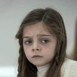 Rebeka Rea - 馳騁心扉演員 飾演Jonge Racha