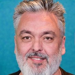 Jez Butterworth - 時尚惡女：庫伊拉編劇