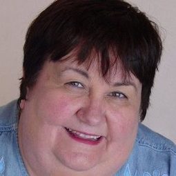 凱西·藍金 - 二百萬奪命奇案演員 飾演Desert Aire Manager