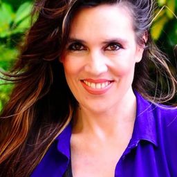 María Laura Gargarella - 看不見的我編劇