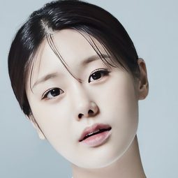 Hwang Se-in 飾演 Hong Na-mi