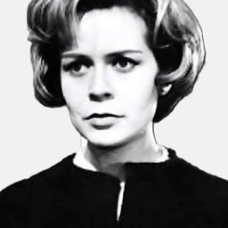 Montserrat Julió 飾演 Esposa Luis