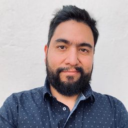 Daniel Garcia 飾演 Ken (voice)