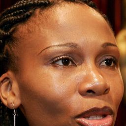 莉莉媞·庫瑪洛 飾演 Ya Yuvenyonge