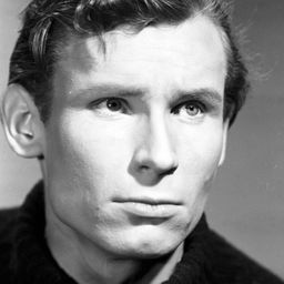 Jerzy Kaczmarek 飾演 Cpl. Władysław Baran