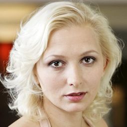 Tatiana Ouliankina - 瘋狂瑪莉脫單記演員 飾演Oksana