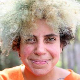 Kimya Dawson 飾演 Self - The Moldy Peaches