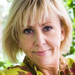 Pia Johansson - Pippi Longstocking演員 飾演Mrs. Kling (voice)