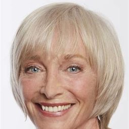 Janet-Laine Green - My Gal Sunday演員 飾演Miriam Parker