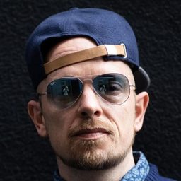 Jan Delay 飾演 Self - Musician