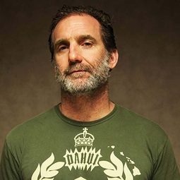 Patrick M. Walsh - 叢林之地演員 飾演Lefty Denunzio