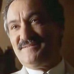 Nunzio Gallo 飾演 Nonno