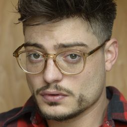 安德魯·勞倫斯 - My Husband's Secret Brother演員 飾演Jonathan