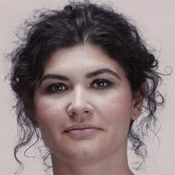 Marlène Saldana 飾演 Soraya