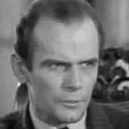 George Lynn 飾演 Al Rogers