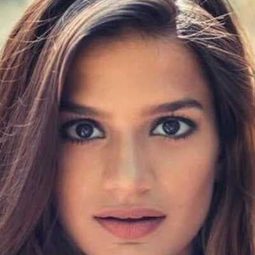 安娜·莎夏 飾演 Princess Kapoor