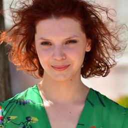 Vasilisa Perelygina 飾演 Masha