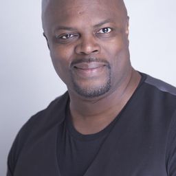 Charles Payne - 歐內斯特之大灌籃演員 飾演Opponent 1