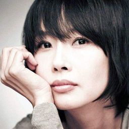 Choi Jin-sil 飾演 Oh Mi-young