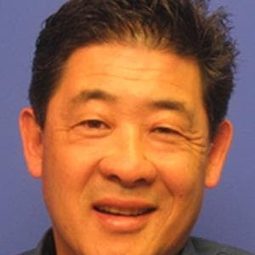 喬伊·米亞希馬 飾演 Principal Dave Matsui