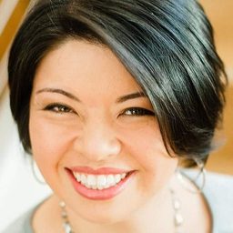 Sharon Martin 飾演 Narrator (voice)