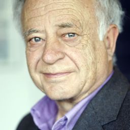 Pierre Christin 飾演 Self