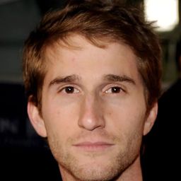 馬克斯·溫克勒 - 叢林之地導演