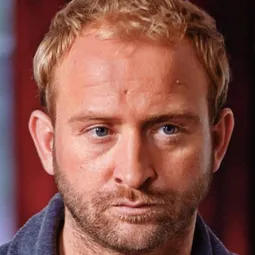 包里斯·細茲 - 率性女神演員 飾演Kazimierz Kutz