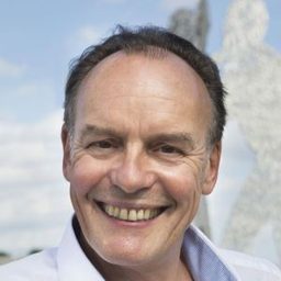 Christian Dieterle - 波希米亞音樂巨匠演員 飾演Leopold Mozart