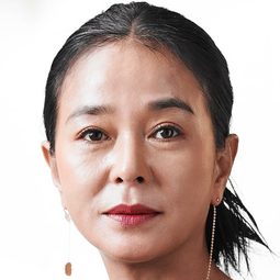 趙敏秀 飾演 Ne-mo's mother