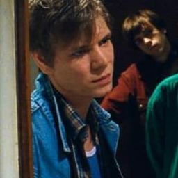 Vilmos Csatlós 飾演 Kigler