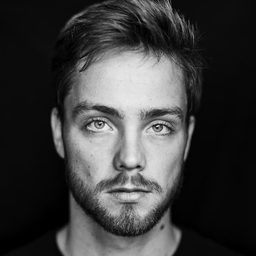 Joep Paddenburg 飾演 Erik