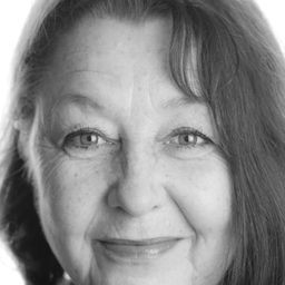 Carina Boberg 飾演 