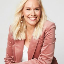 蕾安摩根 飾演 Maida