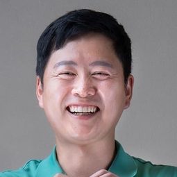 Lee Se-hyun 飾演 Self