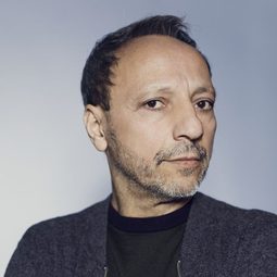 Hiner Saleem - Tight Dress導演