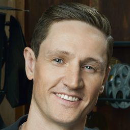 Jeff Gipson - 《魔雪奇緣：神話傳說》導演