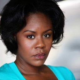 Andrene Ward-Hammond 飾演 Irene