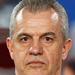 Javier Aguirre 飾演 Self