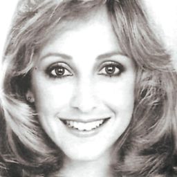 Hyla Marrow 飾演 Disco Girl