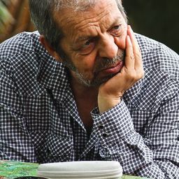 Júlio Calasso Jr. - 紅光劫匪演員 飾演