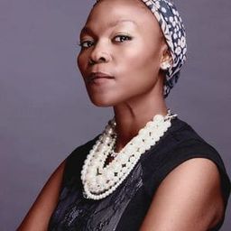 斯珊迪瓦·格谷羅吉 飾演 Nomusa Zwide