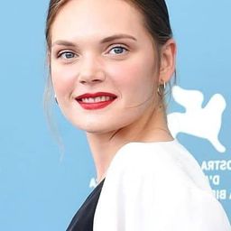 姍卓拉·德拉茲瑪斯卡 飾演 Marlena