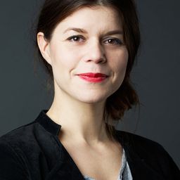 Emma Molin - Trust Me演員 飾演Bitte