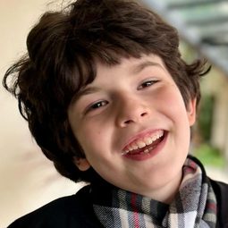 Gabriel Avellar - 傑出律師演員 飾演Jonas